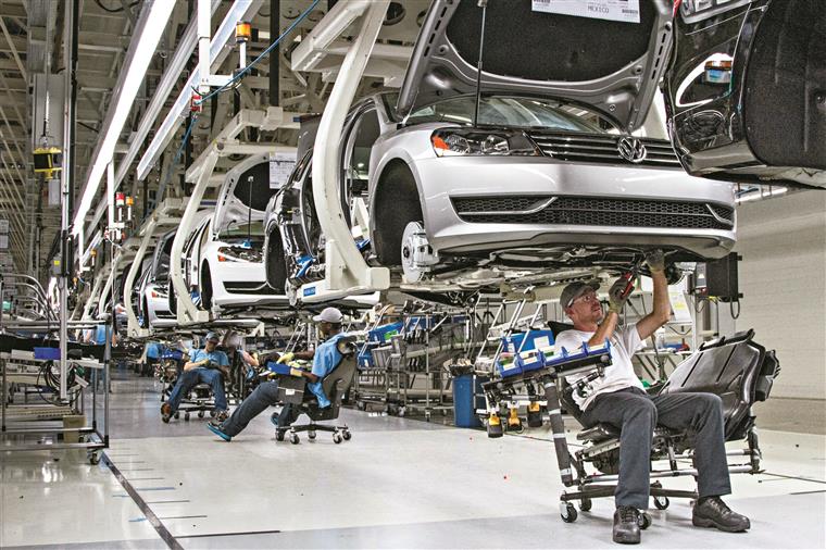 Tìm hiểu thêm một số công đoạn sản xuất xe Volkswagen Passat